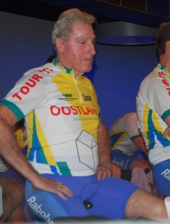 (Douwe in actie tijdens een spinningmarathon voor een goed doel in 2009)